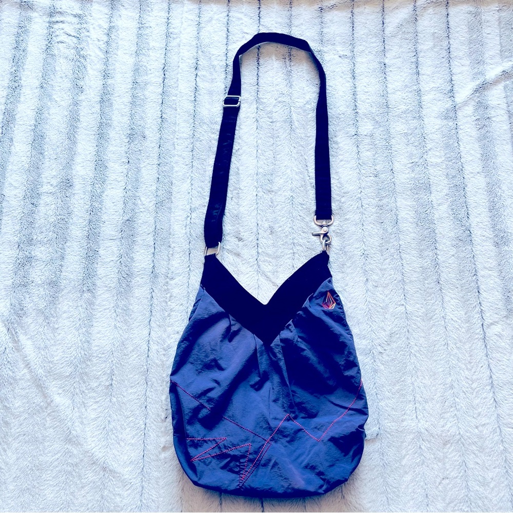 Volcom purse